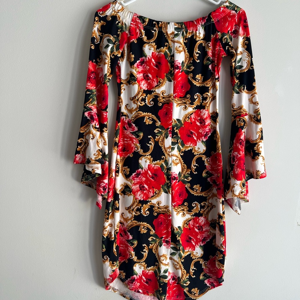 Elegant Floral Long Sleeve Dress